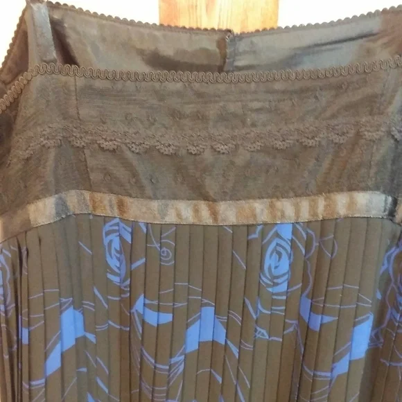 INC Black Blue Party Spaghetti Strap Pleated Lace Bodice Top Blouse Size 12 - Picture 9 of 10